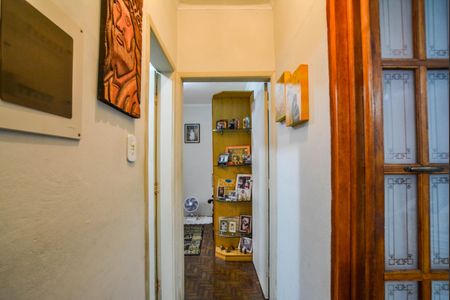 Casa para alugar com 250m², 2 quartos e 2 vagas Casa para alugar com 250m², 2 quartos e 2 vagasCorredor