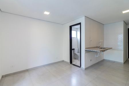 Apartamento para alugar com 28m², 1 quarto e sem vagaSala e Quarto