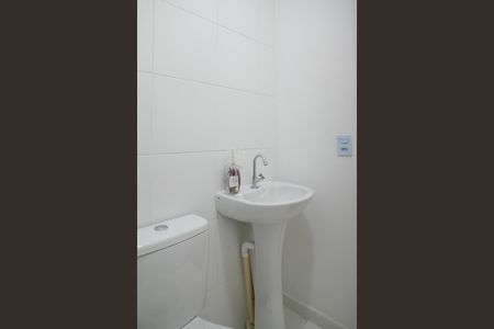 Apartamento para alugar com 40m², 2 quartos e sem vaga Apartamento para alugar com 40m², 2 quartos e sem vagaBanheiro