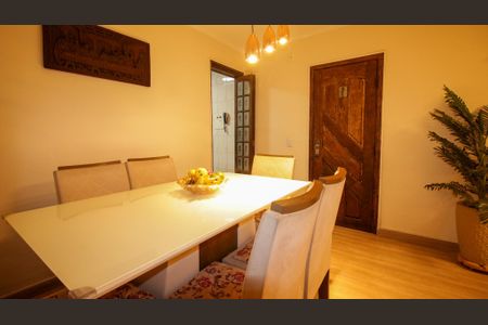 Apartamento à venda com 60m², 3 quartos e 1 vagaSala