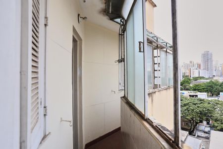 Apartamento para alugar com 100m², 2 quartos e sem vaga Apartamento para alugar com 100m², 2 quartos e sem vagaSacada Quarto 1