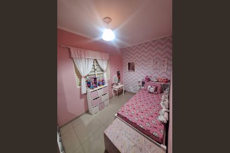 Casa à venda com 90m², 3 quartos e 2 vagas Casa à venda com 90m², 3 quartos e 2 vagasQuarto 2