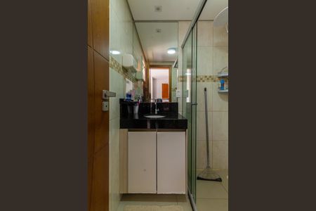 Casa à venda com 125m², 2 quartos e 4 vagasBanheiro da Suíte