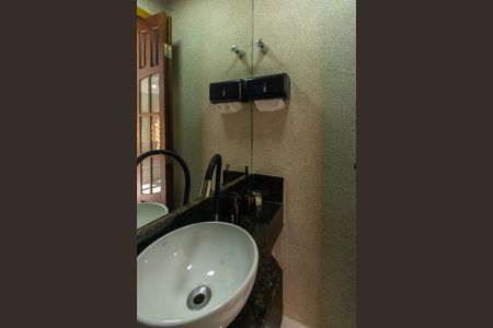 Casa à venda com 125m², 2 quartos e 4 vagasLavabo