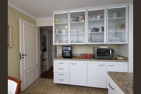 Apartamento à venda com 370m², 5 quartos e 4 vagasCozinha
