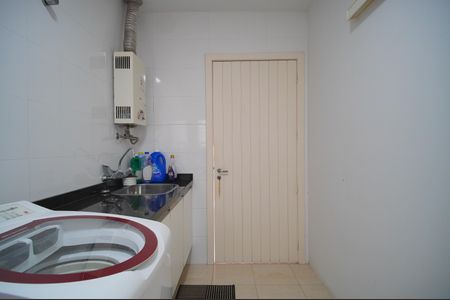 Casa à venda com 295m², 3 quartos e 3 vagasÁrea de Serviço