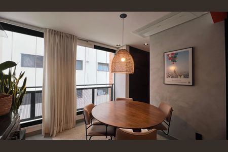 Apartamento à venda com 43m², 1 quarto e 1 vaga Apartamento à venda com 43m², 1 quarto e 1 vagaVaranda