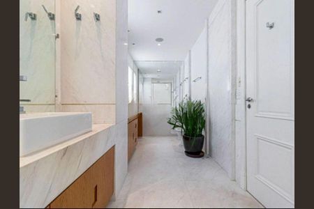 Apartamento à venda com 390m², 2 quartos e 6 vagas Apartamento à venda com 390m², 2 quartos e 6 vagasFoto 01