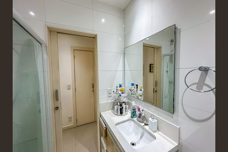 Apartamento à venda com 42m², 1 quarto e sem vaga Apartamento à venda com 42m², 1 quarto e sem vagaBanheiro