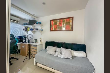 Apartamento à venda com 42m², 1 quarto e sem vaga Apartamento à venda com 42m², 1 quarto e sem vagaEscritório