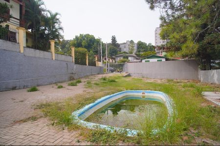 Casa à venda com 110m², 2 quartos e 2 vagasPiscina
