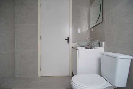 Casa à venda com 110m², 2 quartos e 2 vagasBanheiro da Suíte