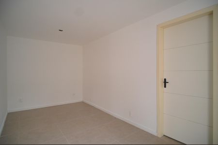 Casa à venda com 110m², 2 quartos e 2 vagasSala 2