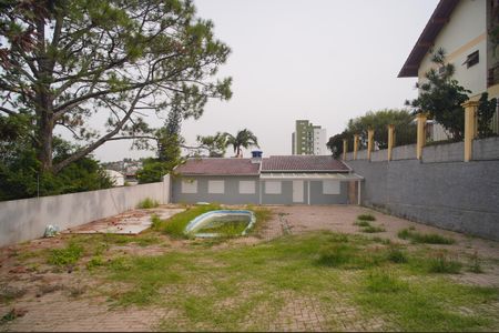 Casa à venda com 110m², 2 quartos e 2 vagasQuintal