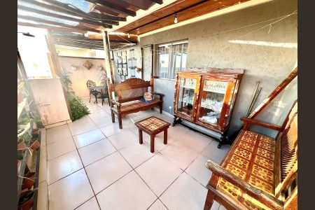 Apartamento à venda com 150m², 3 quartos e 1 vaga Apartamento à venda com 150m², 3 quartos e 1 vagaCobertura