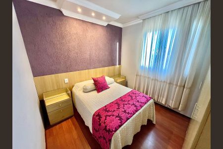 Apartamento à venda com 150m², 3 quartos e 1 vaga Apartamento à venda com 150m², 3 quartos e 1 vagaQuarto 2