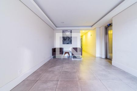 Apartamento à venda com 65m², 2 quartos e 2 vagas Apartamento à venda com 65m², 2 quartos e 2 vagasHall social