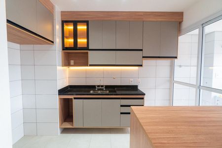 Apartamento à venda com 65m², 2 quartos e 2 vagas Apartamento à venda com 65m², 2 quartos e 2 vagasCozinha