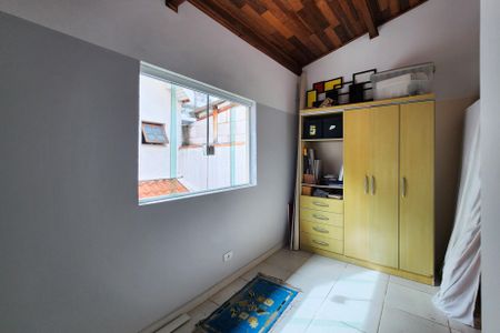 Casa à venda com 160m², 3 quartos e 2 vagas Casa à venda com 160m², 3 quartos e 2 vagasEdícula
