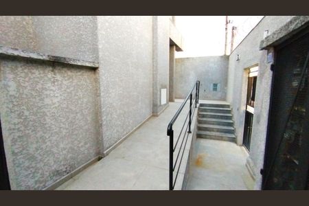 Apartamento à venda com 37m², 2 quartos e sem vagaÁrea comum 