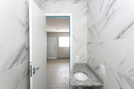 Apartamento à venda com 38m², 2 quartos e sem vaga Apartamento à venda com 38m², 2 quartos e sem vagaBanheiro