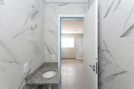 Apartamento à venda com 39m², 2 quartos e sem vaga Apartamento à venda com 39m², 2 quartos e sem vagaBanheiro