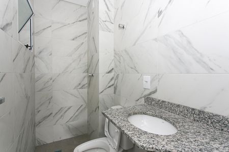 Apartamento à venda com 39m², 2 quartos e sem vaga Apartamento à venda com 39m², 2 quartos e sem vagaBanheiro