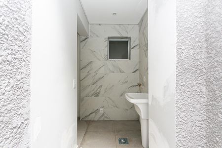 Apartamento à venda com 37m², 2 quartos e sem vaga Apartamento à venda com 37m², 2 quartos e sem vagaÁrea de Serviço