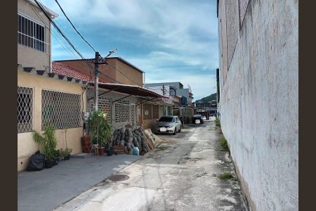Casa de condomínio à venda com 125m², 2 quartos e 1 vaga Casa de condomínio à venda com 125m², 2 quartos e 1 vagaEntrada