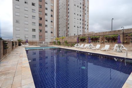 Apartamento para alugar com 45m², 2 quartos e 1 vagaÁrea comum - Piscina