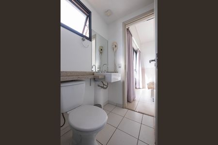 Apartamento à venda com 37m², 1 quarto e 1 vagaSuíte - Banheiro