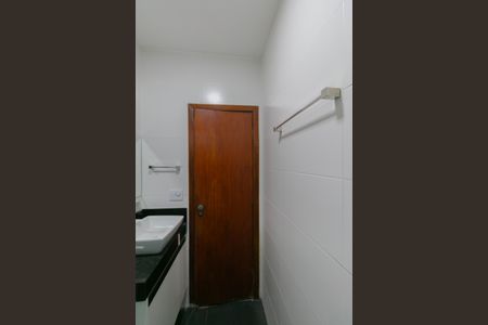 Casa à venda com 74m², 2 quartos e 1 vaga Casa à venda com 74m², 2 quartos e 1 vagaBanheiro