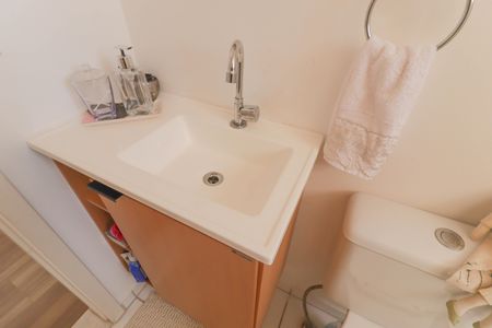 Apartamento à venda com 48m², 2 quartos e 2 vagasBanheiro