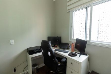 Apartamento à venda com 74m², 3 quartos e 2 vagasQuarto 2