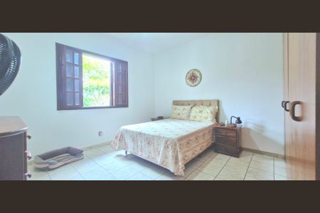 Casa de condomínio à venda com 860m², 5 quartos e 4 vagas Casa de condomínio à venda com 860m², 5 quartos e 4 vagasQuarto 2