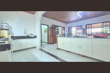 Casa de condomínio à venda com 860m², 5 quartos e 4 vagas Casa de condomínio à venda com 860m², 5 quartos e 4 vagasCozinha