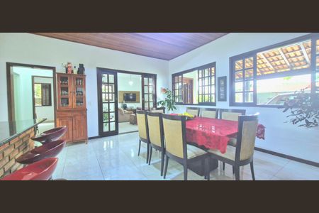 Casa de condomínio à venda com 860m², 5 quartos e 4 vagas Casa de condomínio à venda com 860m², 5 quartos e 4 vagasCopa