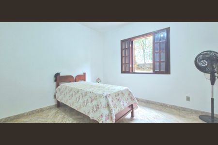 Casa de condomínio à venda com 860m², 5 quartos e 4 vagas Casa de condomínio à venda com 860m², 5 quartos e 4 vagasQuarto 1