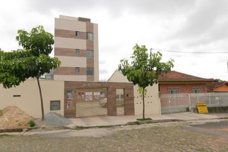 Apartamento à venda com 100m², 2 quartos e 1 vagaFachada