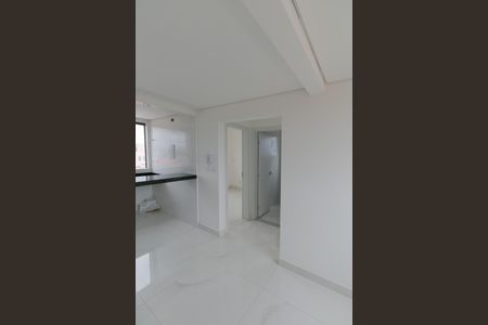 Apartamento à venda com 100m², 2 quartos e 1 vagaSala