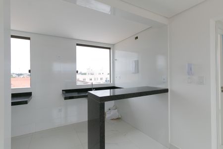 Apartamento à venda com 100m², 2 quartos e 1 vagaCozinha