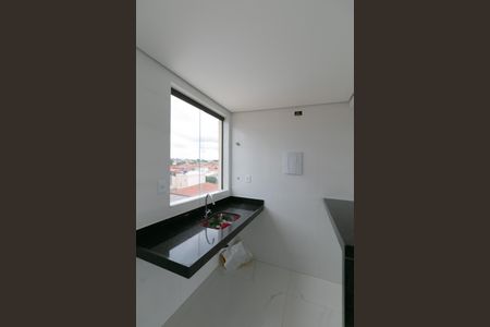 Apartamento à venda com 100m², 2 quartos e 1 vagaCozinha