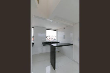 Apartamento à venda com 100m², 2 quartos e 1 vagaCozinha