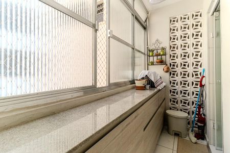 Apartamento à venda com 74m², 1 quarto e sem vaga Apartamento à venda com 74m², 1 quarto e sem vagaÁrea de Serviço