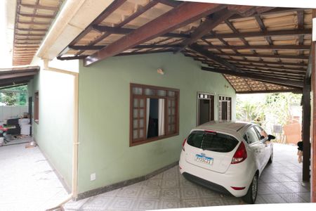 Casa à venda com 156m², 3 quartos e 2 vagas Casa à venda com 156m², 3 quartos e 2 vagasGaragem