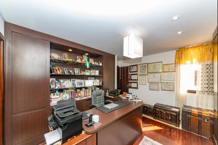 Apartamento à venda com 486m², 4 quartos e 5 vagas Apartamento à venda com 486m², 4 quartos e 5 vagasSuíte 4