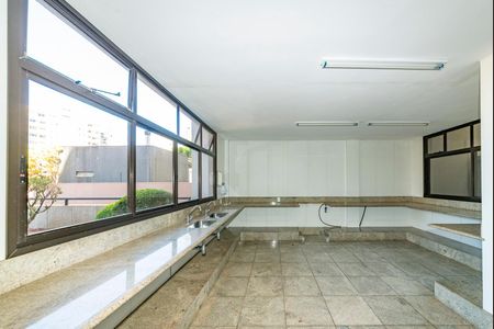 Apartamento à venda com 486m², 4 quartos e 5 vagas Apartamento à venda com 486m², 4 quartos e 5 vagasÁrea comum