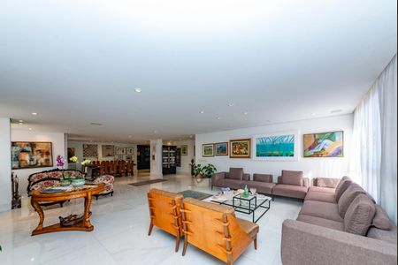 Apartamento à venda com 486m², 4 quartos e 5 vagas Apartamento à venda com 486m², 4 quartos e 5 vagasSala 1