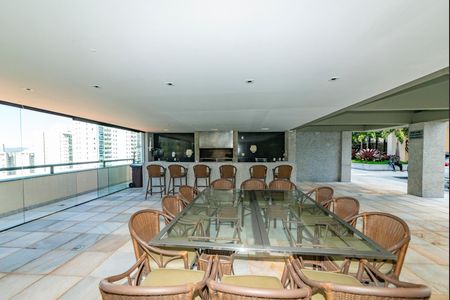 Apartamento à venda com 486m², 4 quartos e 5 vagas Apartamento à venda com 486m², 4 quartos e 5 vagasÁrea comum