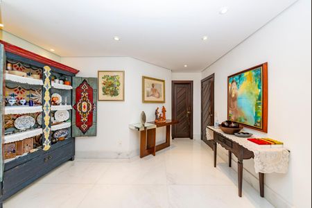 Apartamento à venda com 486m², 4 quartos e 5 vagas Apartamento à venda com 486m², 4 quartos e 5 vagasSala 1